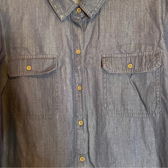 Old Navy Chambray Dress - Picture 5 of 11